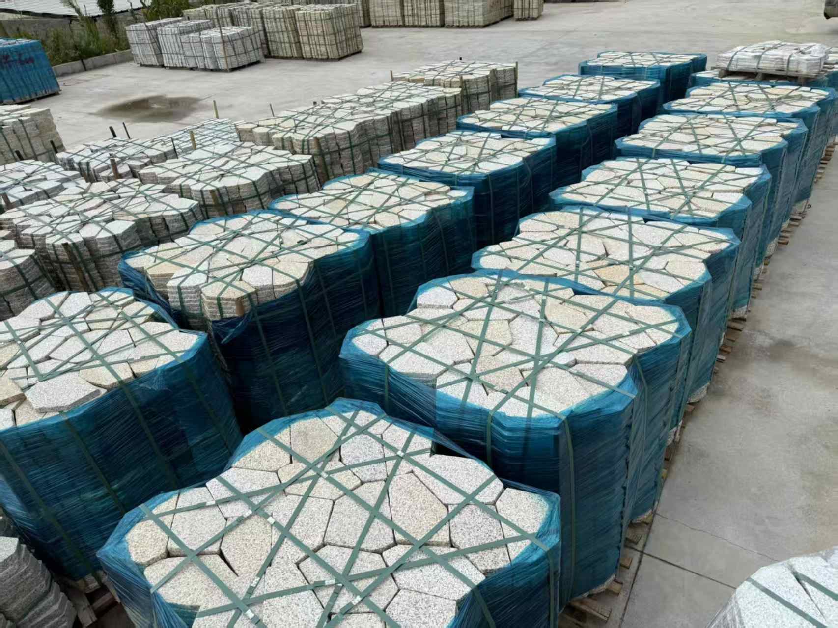 广东黄金麻冰裂纹 碎拼