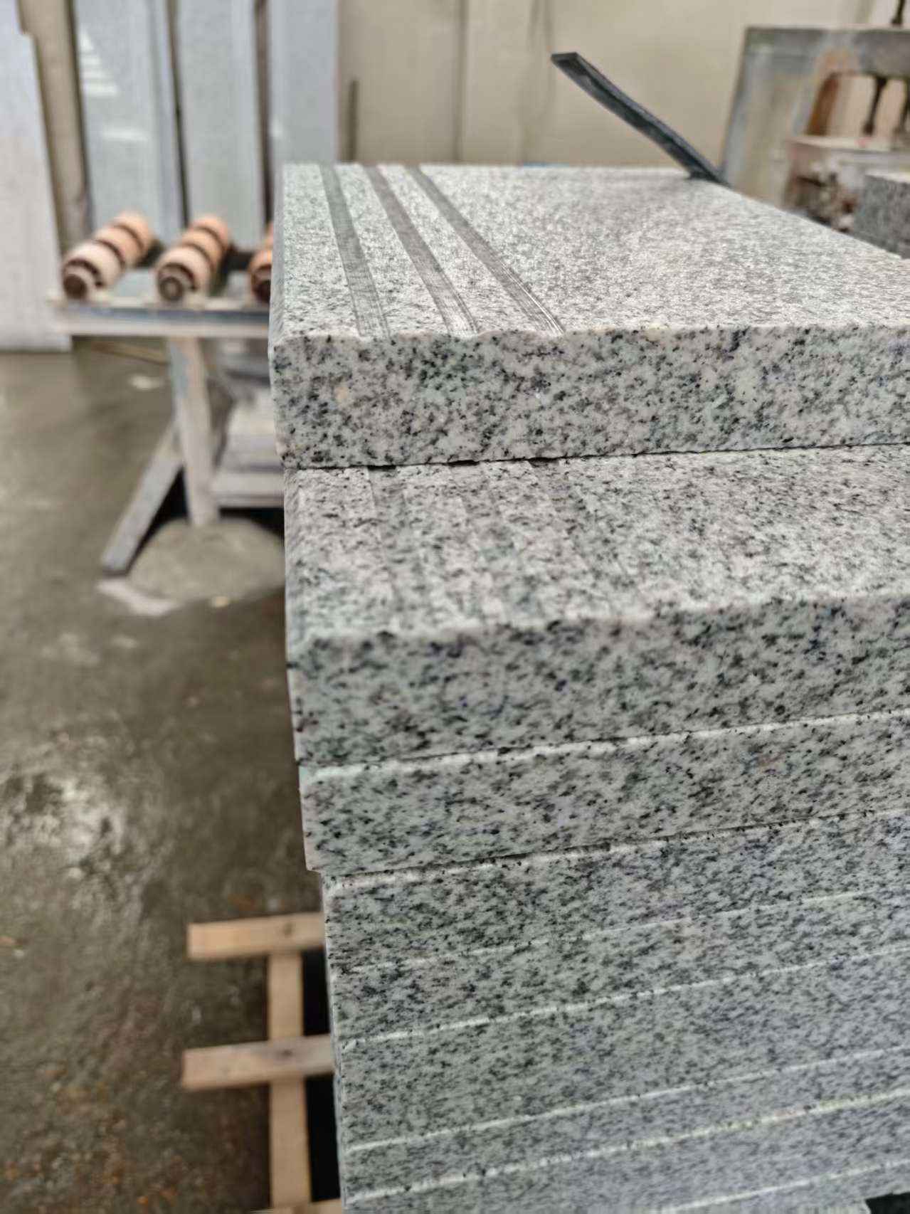 广东芝麻白楼梯踏步