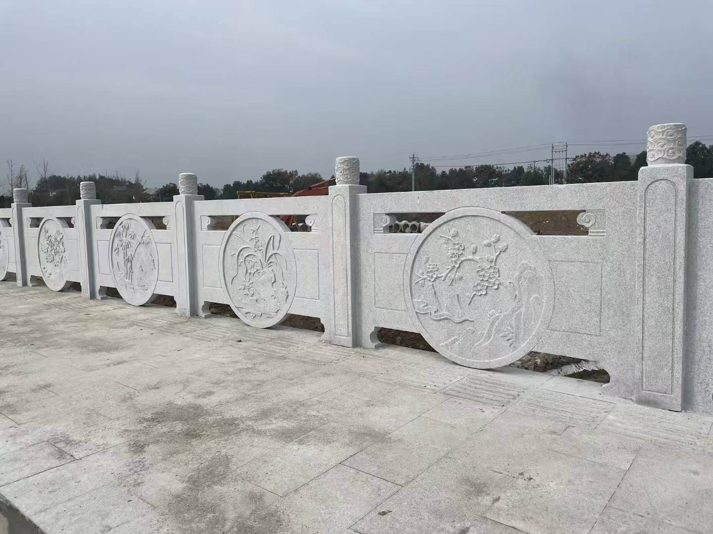 广东芝麻白河道栏杆 石材栏杆