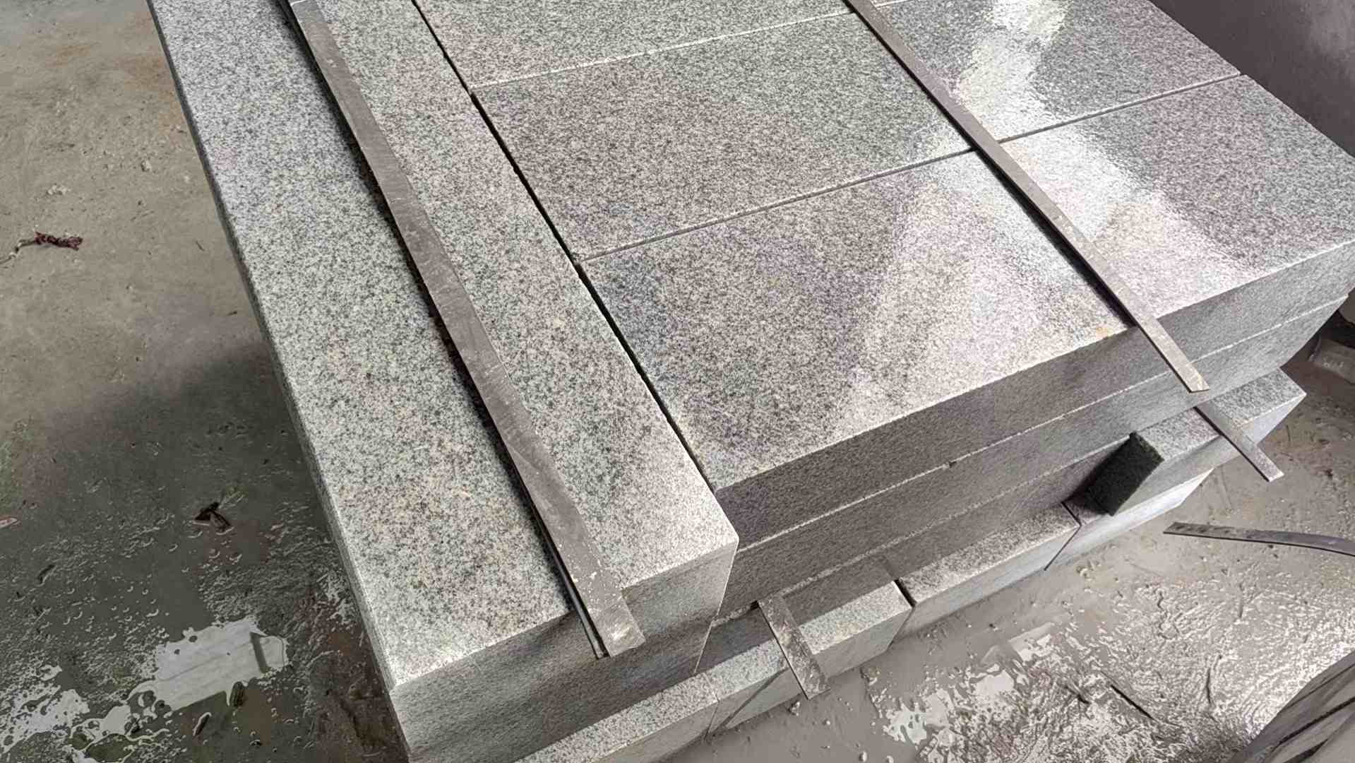 广东芝麻灰 芝麻白 路牙石 路侧石 马路牙子