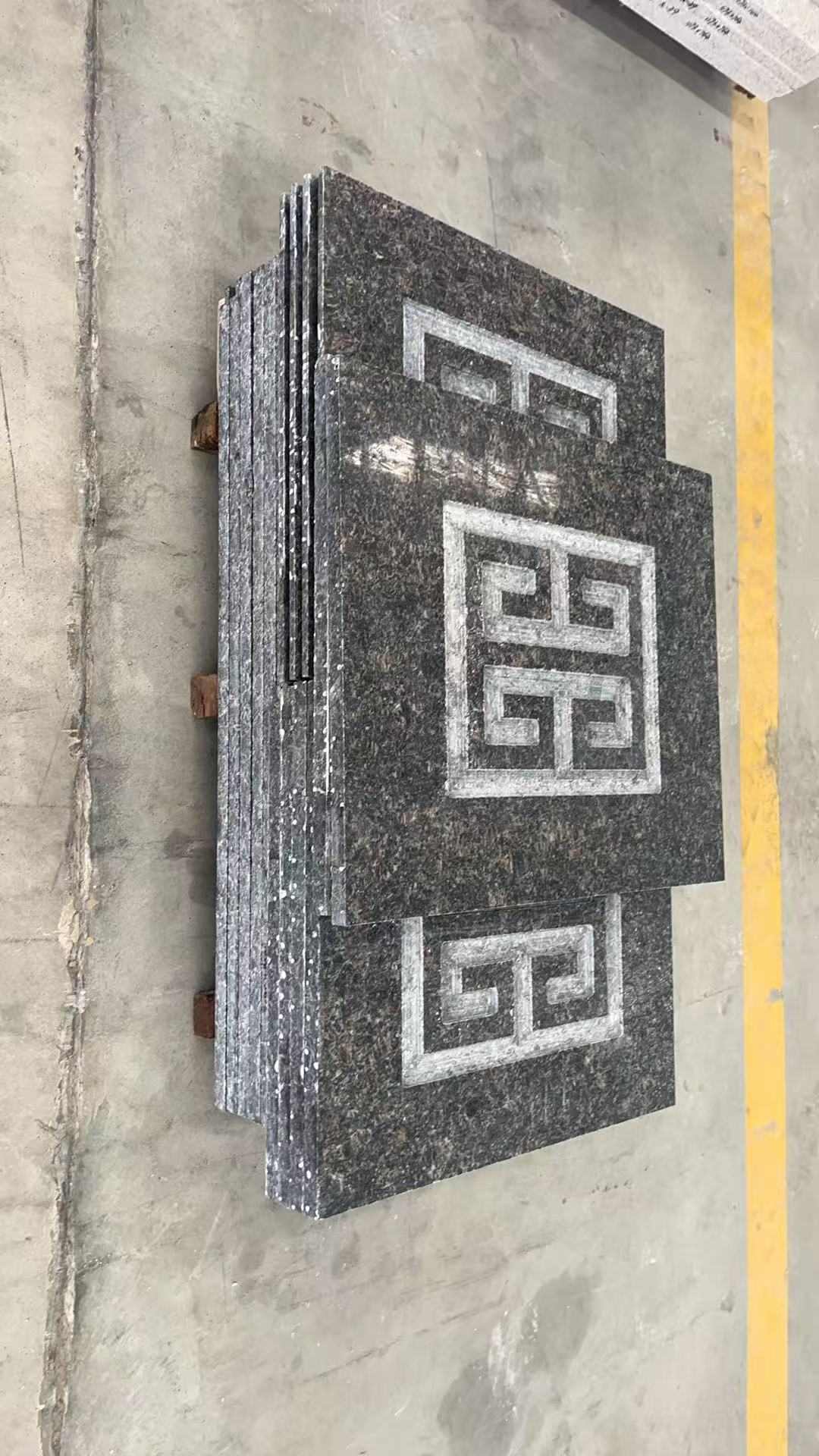 广东英国棕回纹雕刻版